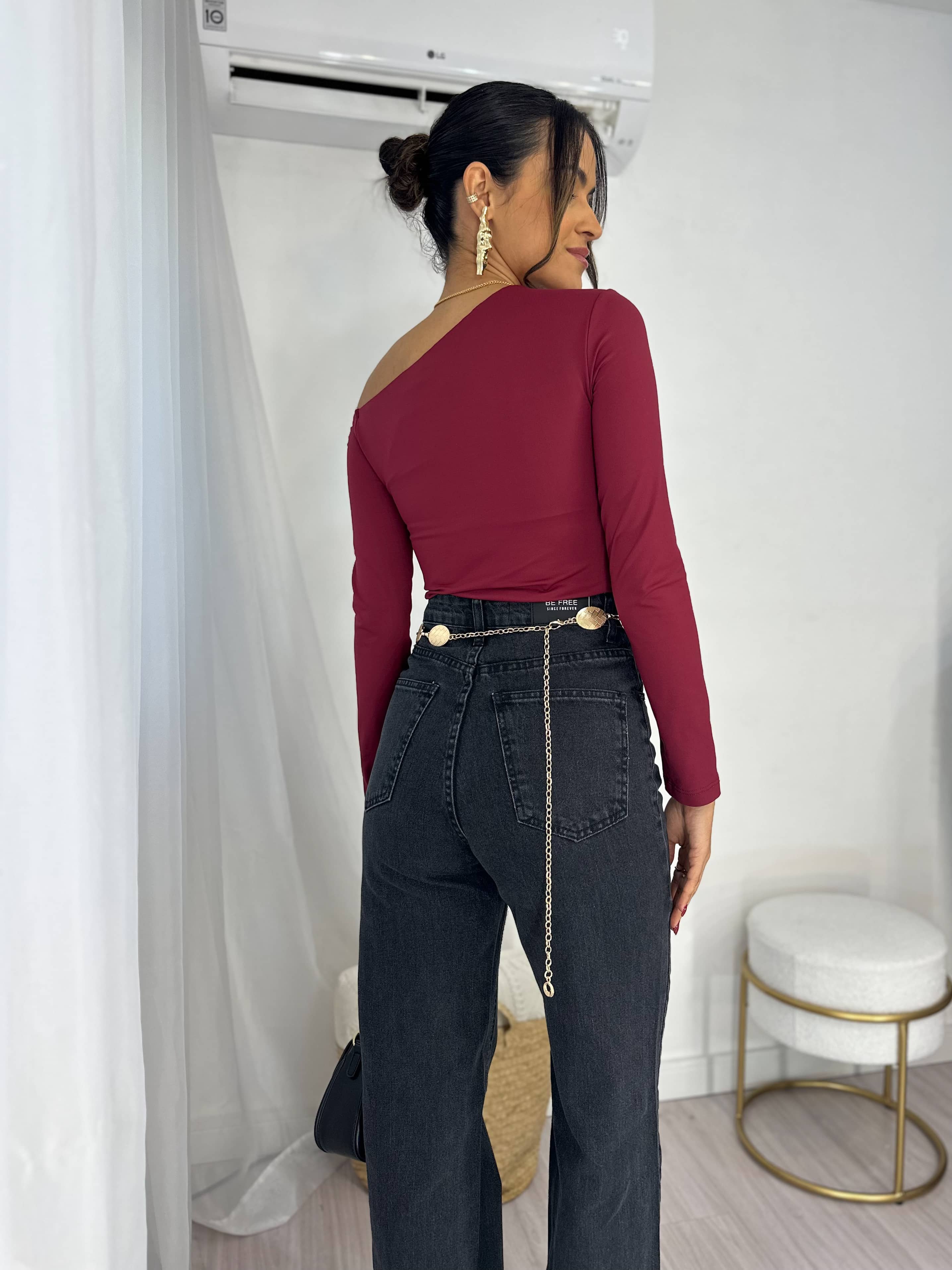 Blusa Ombro a Ombro Thaly Vinho