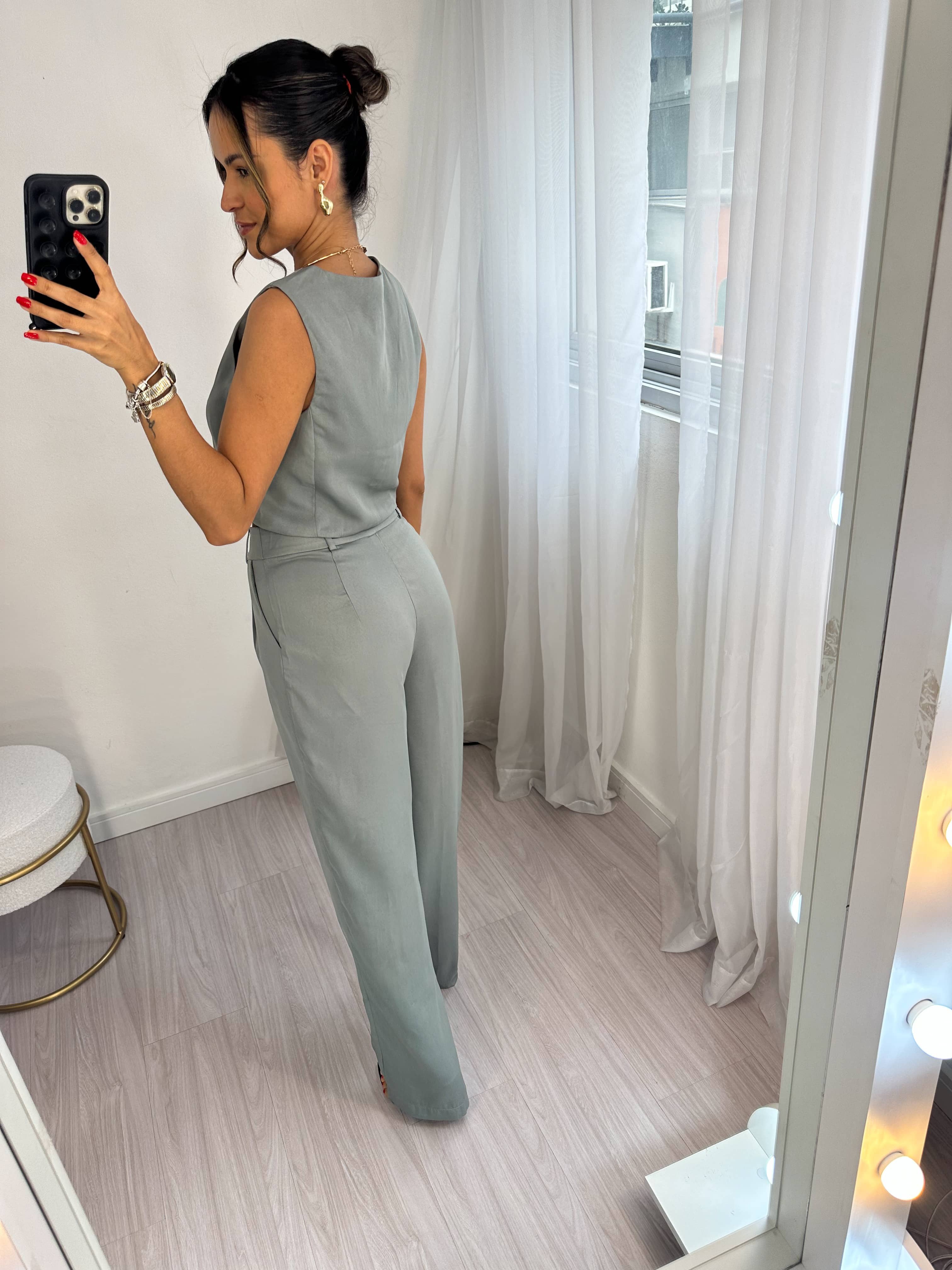 Conjunto Cinza Tiely