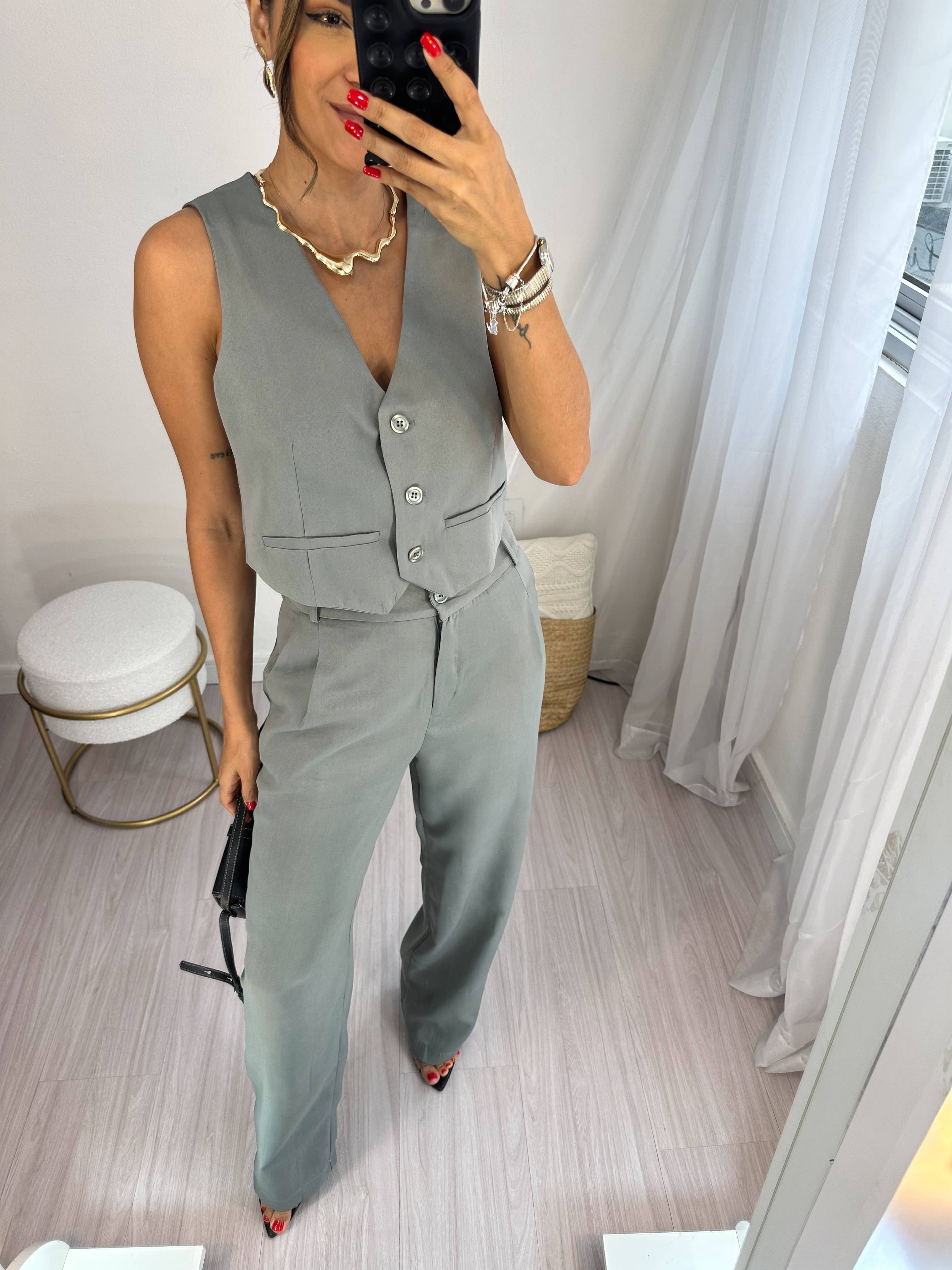 Conjunto Cinza Tiely