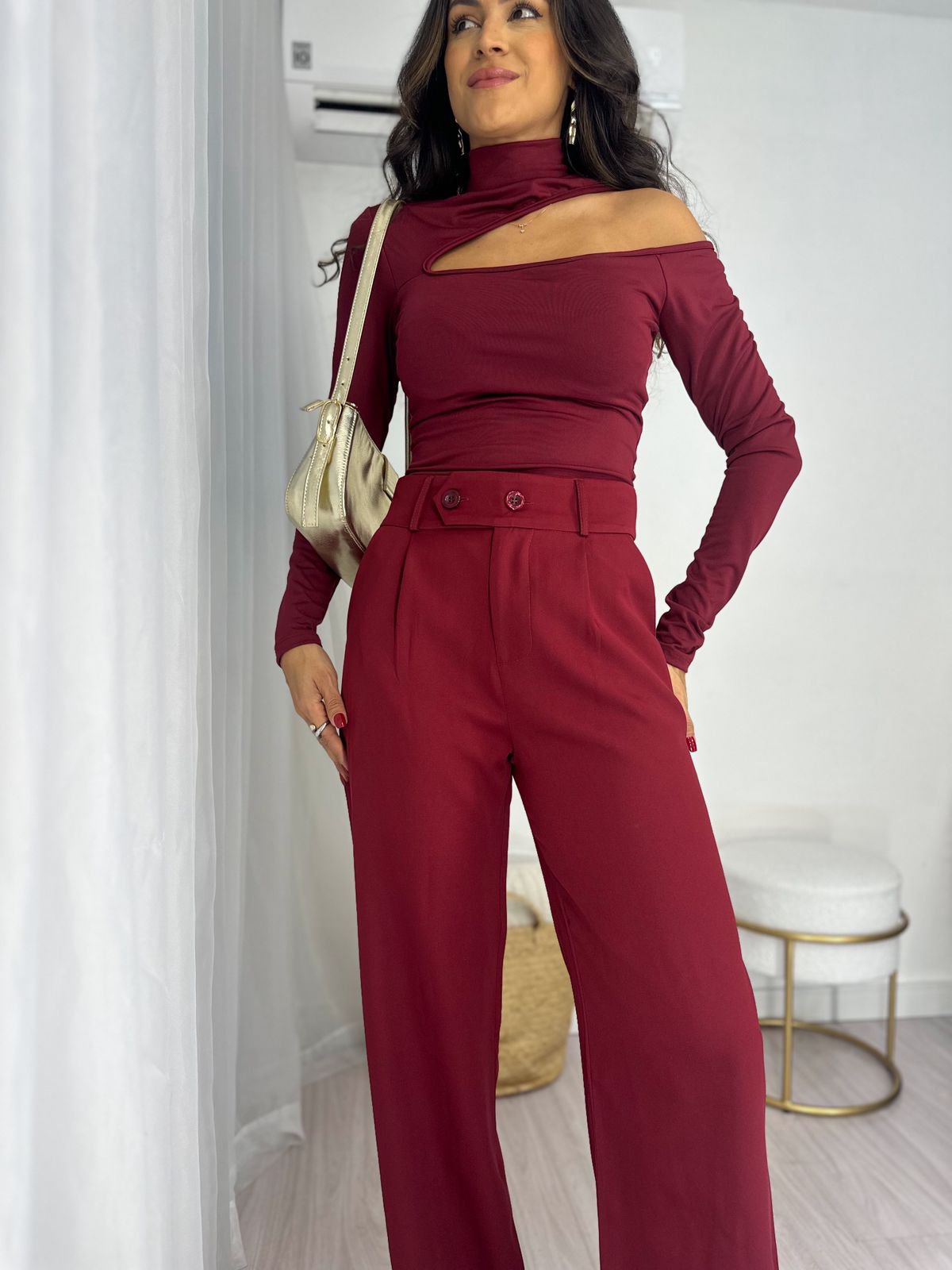 Calça Alfaiataria Wide Leg Vinho Tuty