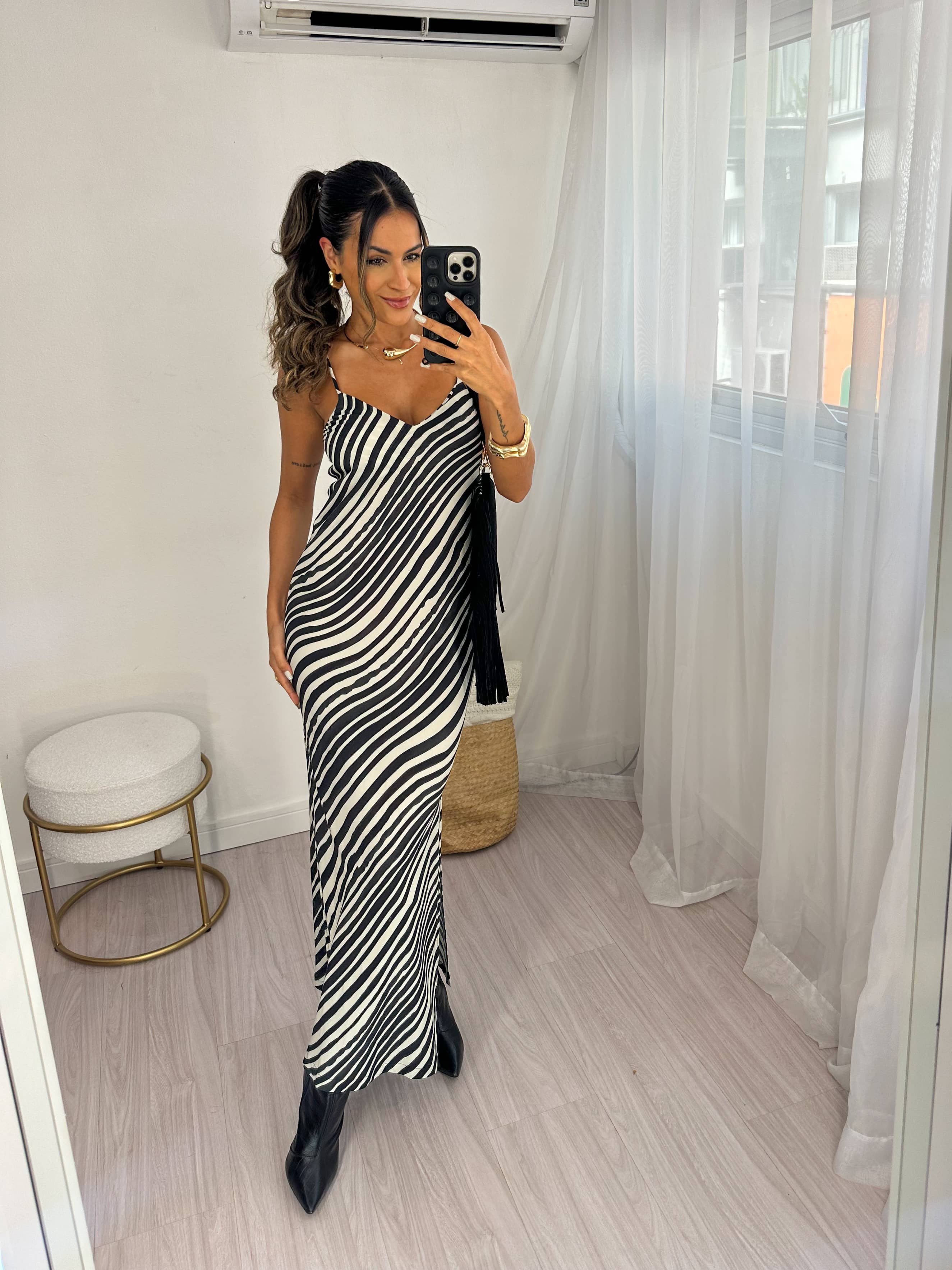 Vestido Midi Iris